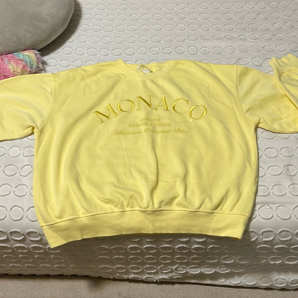 Yellow Sweatshirt